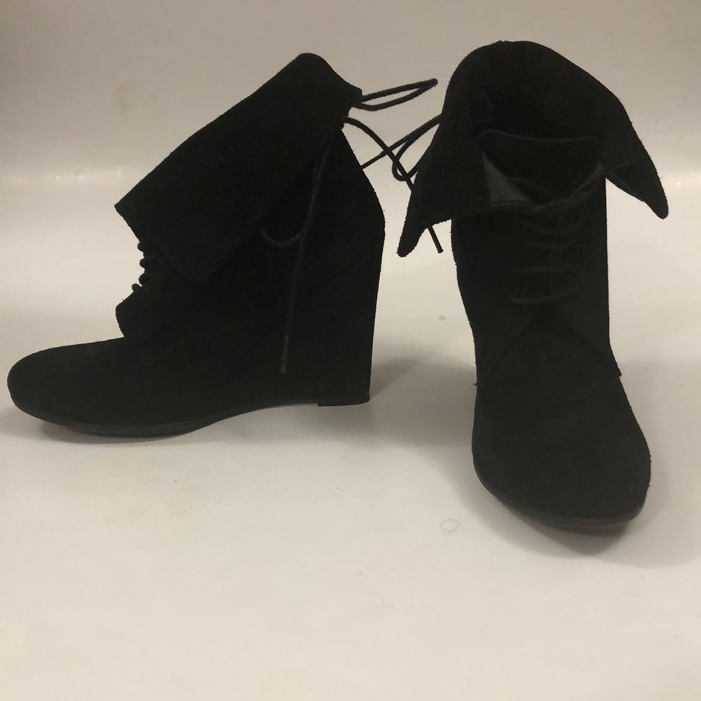 Zara 38 Black Suede Bootie Wedge Heel Wear it 2 ways wrap around laces Excellent